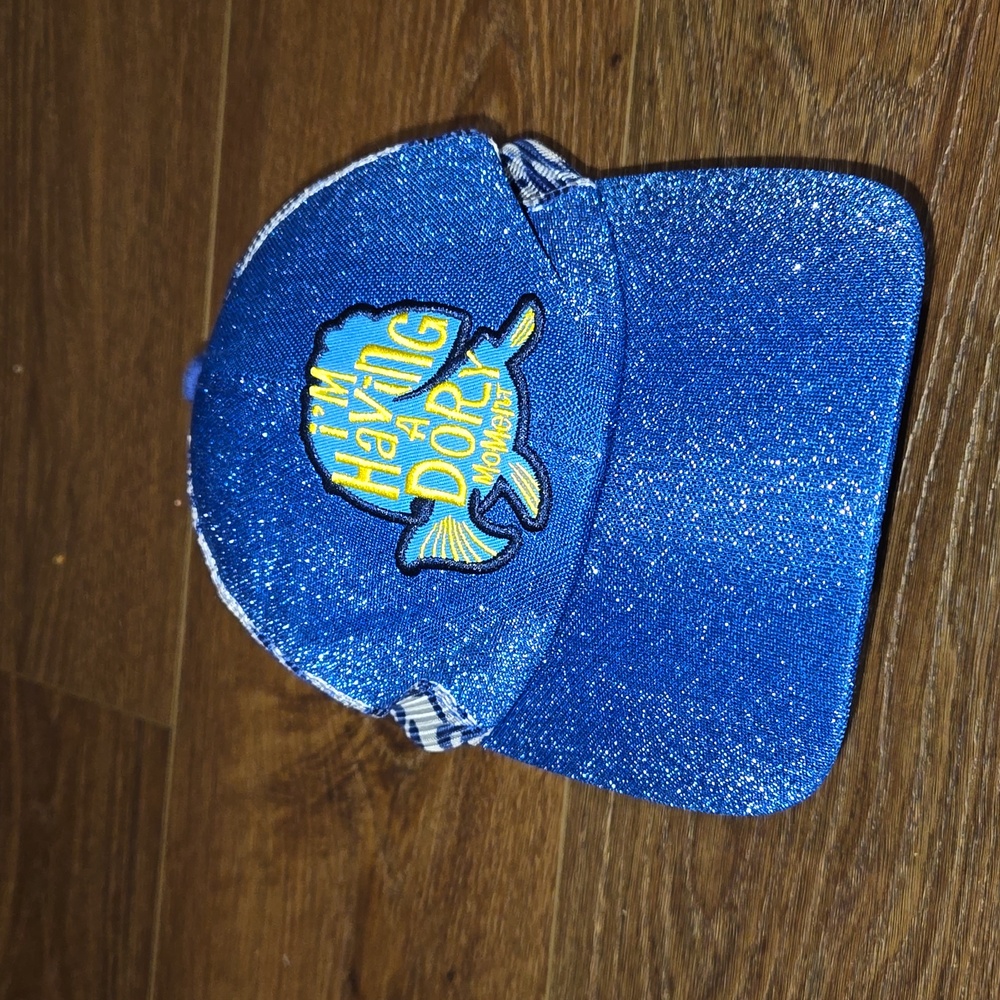 DISNEY PARKS DORY SNAP BACK CAP.  #6033